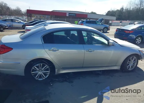 2012 Hyundai Genesis 4.6 z USA, uszkodzony, nr VIN KMHGC4DF3CU171491